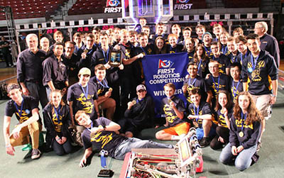 team_photo_w_robot team_photo_w_robot