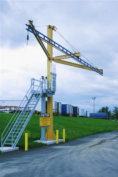 A single pole free standing fall protection system